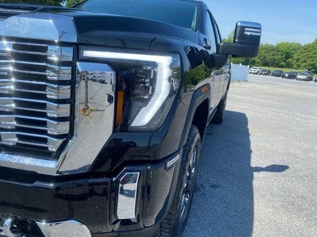 new 2024 GMC Sierra 2500 car, priced at $91,570