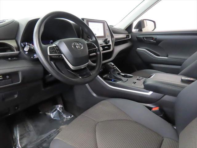 used 2023 Toyota Highlander car, priced at $31,491