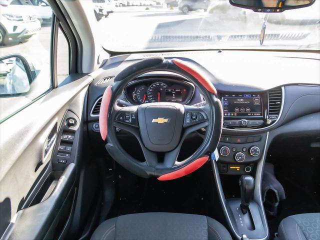 used 2022 Chevrolet Trax car, priced at $18,154