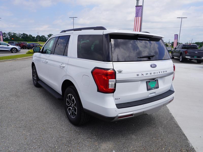 new 2024 Ford Expedition car, priced at $61,880