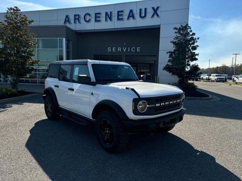 new 2024 Ford Bronco car, priced at $51,185