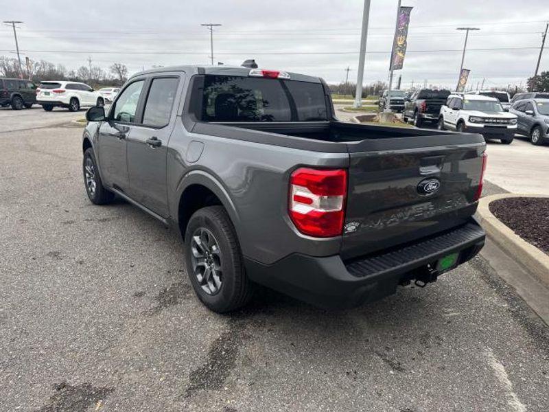 new 2025 Ford Maverick car