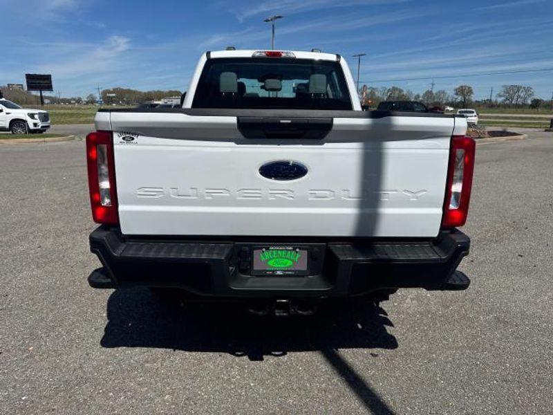 new 2025 Ford F-350 car, priced at $59,887