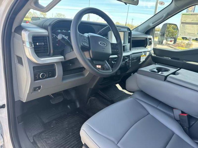 new 2025 Ford F-350 car, priced at $59,887