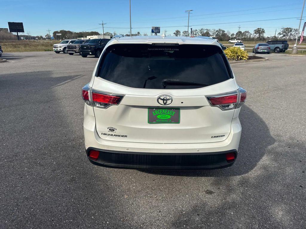 used 2016 Toyota Highlander car, priced at $17,984