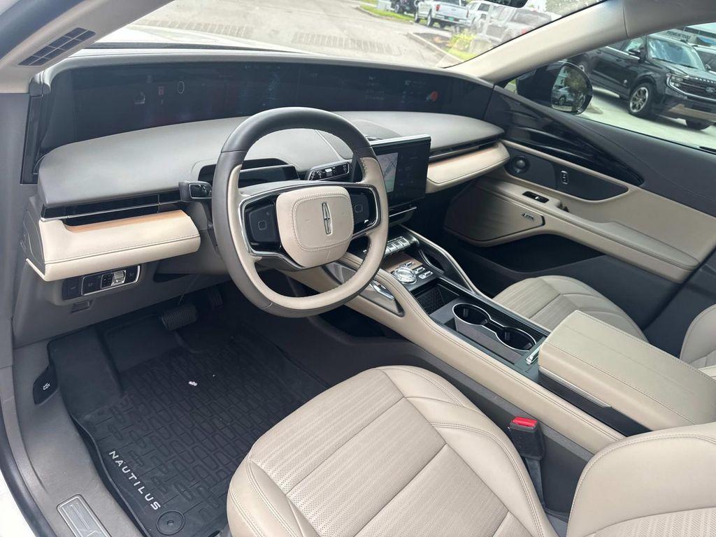 used 2024 Lincoln Nautilus car, priced at $56,950