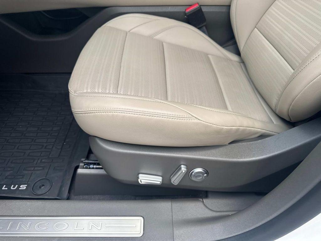 used 2024 Lincoln Nautilus car, priced at $56,950