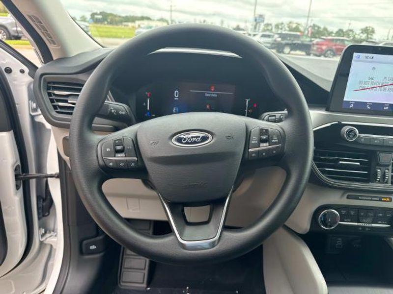 new 2025 Ford Escape car, priced at $27,995