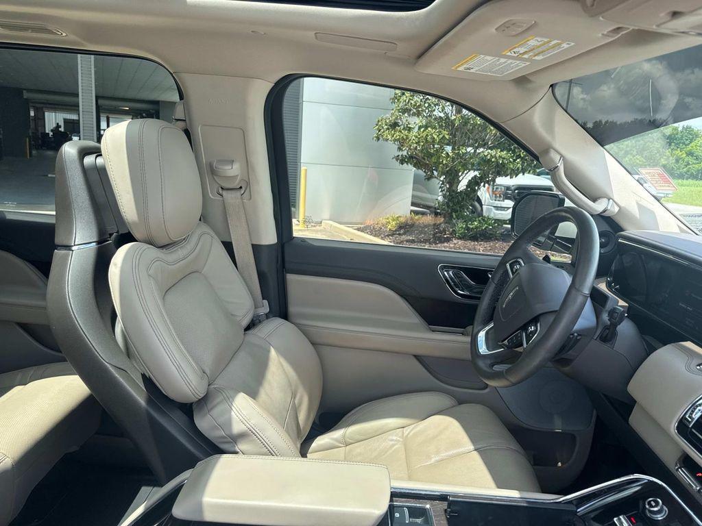 used 2023 Lincoln Navigator car, priced at $70,489