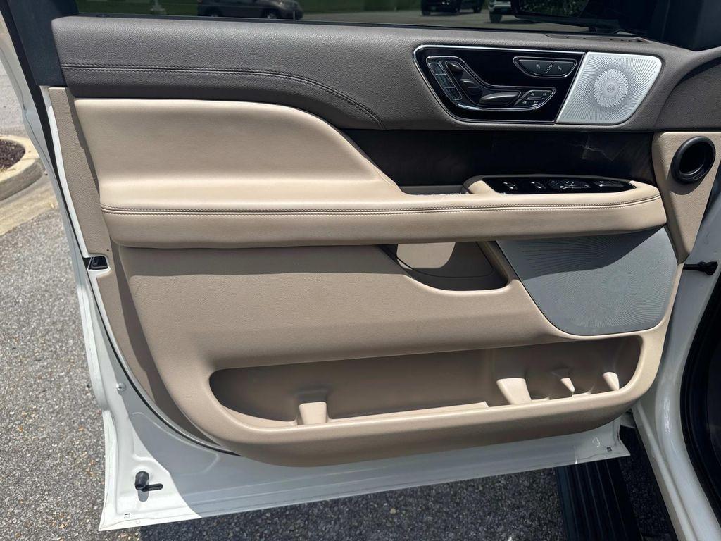 used 2023 Lincoln Navigator car, priced at $70,489