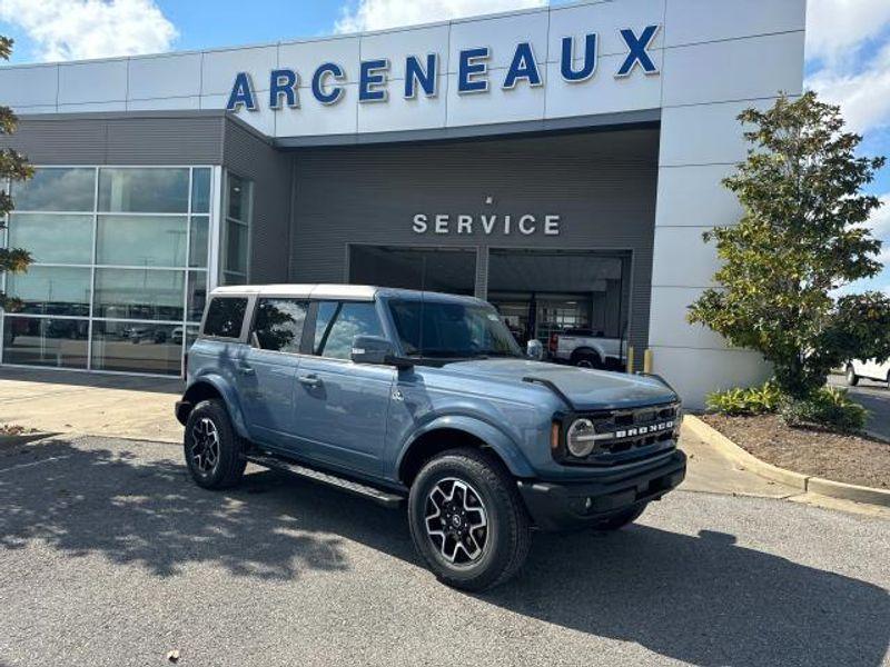 new 2024 Ford Bronco car, priced at $54,495