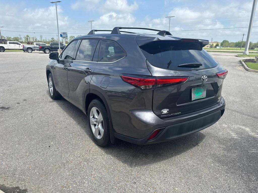 used 2022 Toyota Highlander car, priced at $27,210