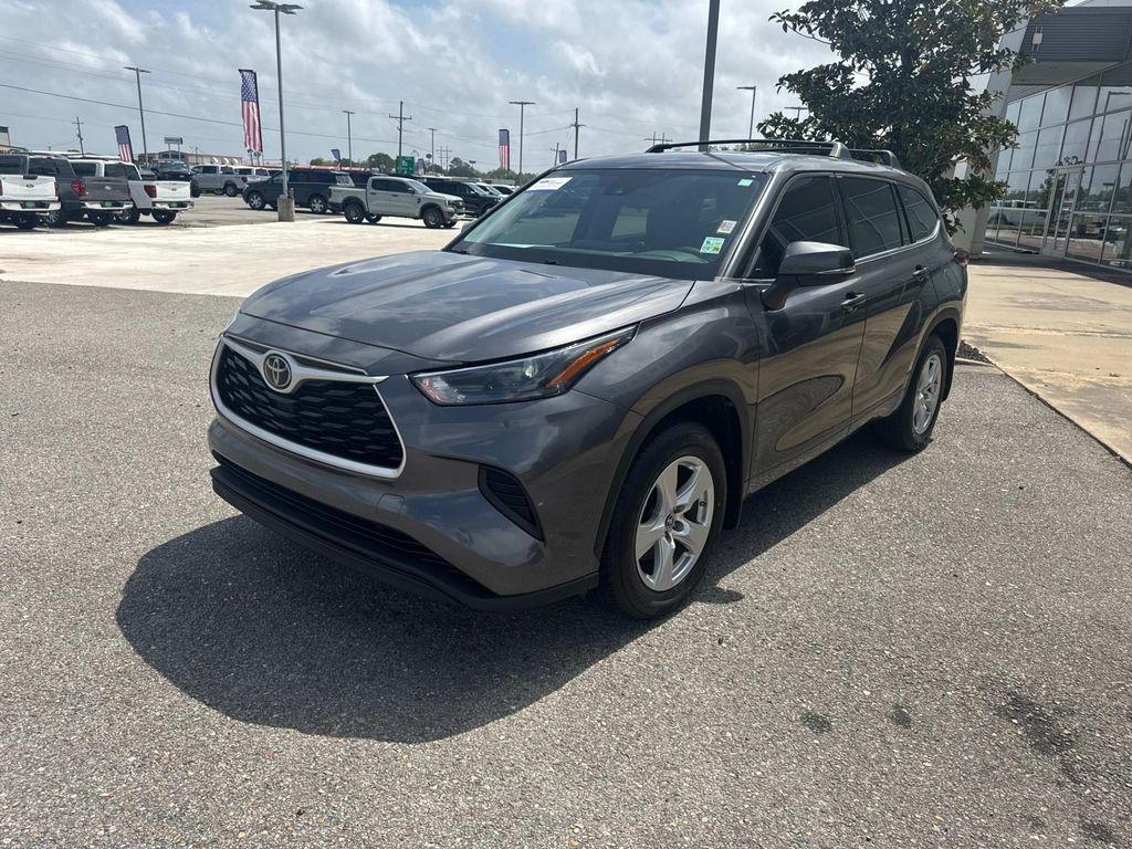 used 2022 Toyota Highlander car, priced at $27,210