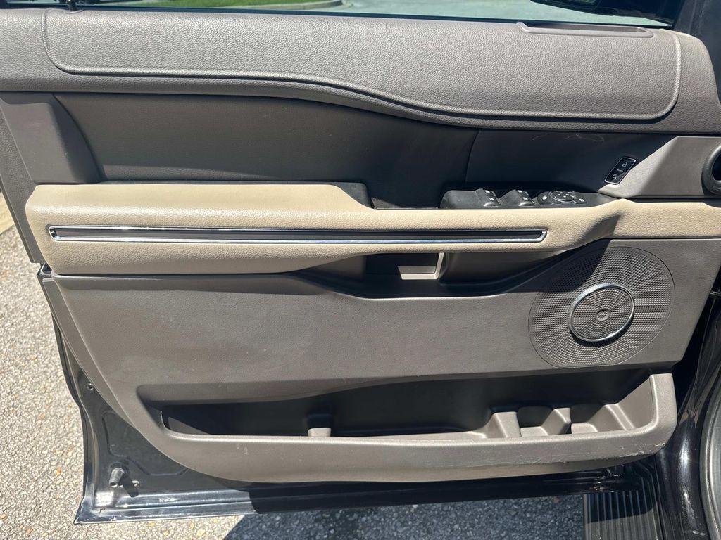 used 2020 Ford Expedition car, priced at $30,286