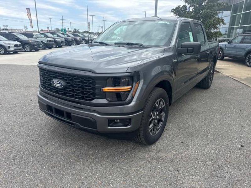 new 2025 Ford F-150 car, priced at $44,908