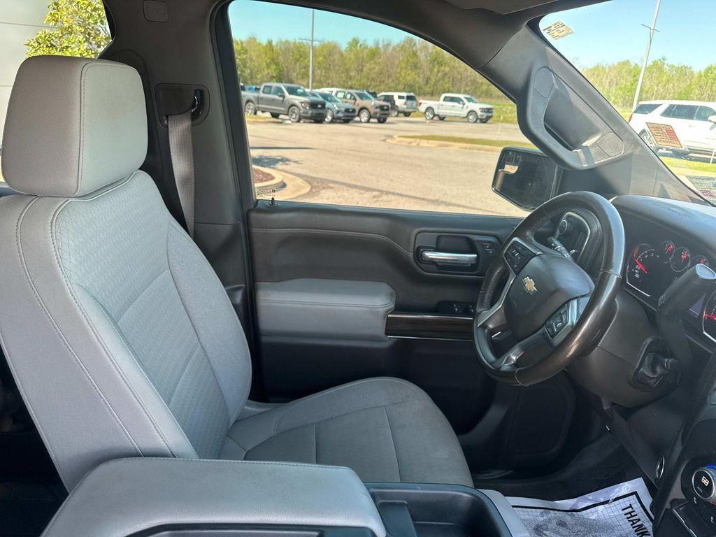 used 2022 Chevrolet Silverado 1500 Limited car, priced at $27,888