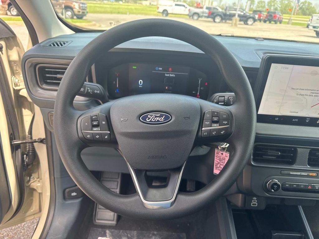 new 2025 Ford Maverick car, priced at $29,385