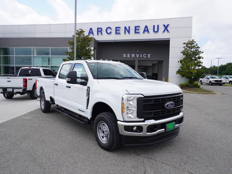 new 2024 Ford F-250 car, priced at $62,540