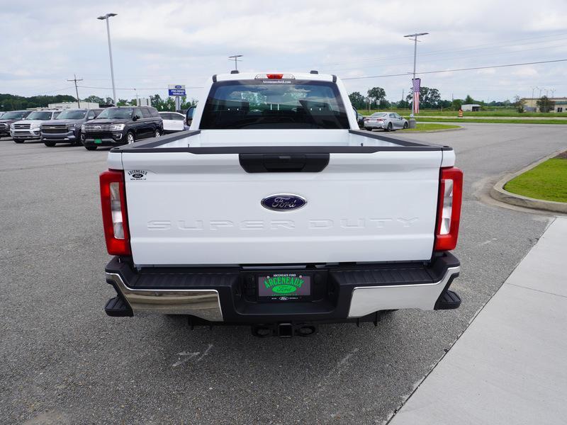 new 2024 Ford F-250 car, priced at $62,540