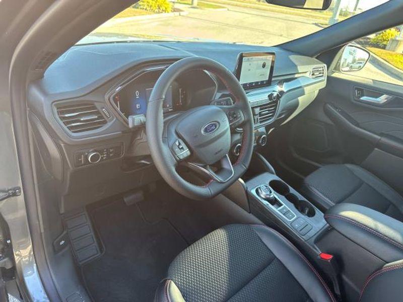 new 2025 Ford Escape car, priced at $31,615