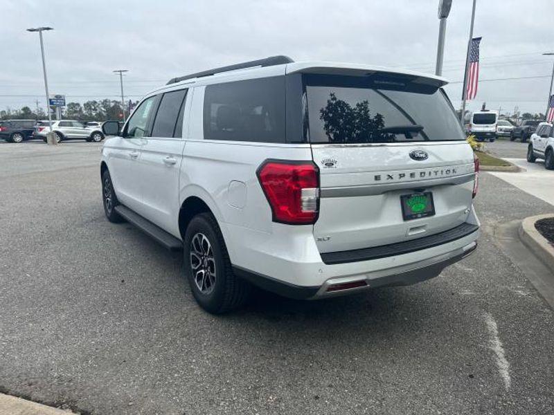 new 2024 Ford Expedition Max car, priced at $63,040