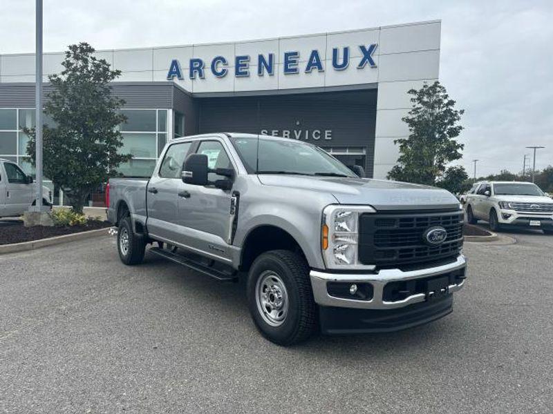 new 2024 Ford F-250 car, priced at $61,325