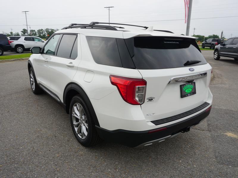 new 2024 Ford Explorer car, priced at $48,420