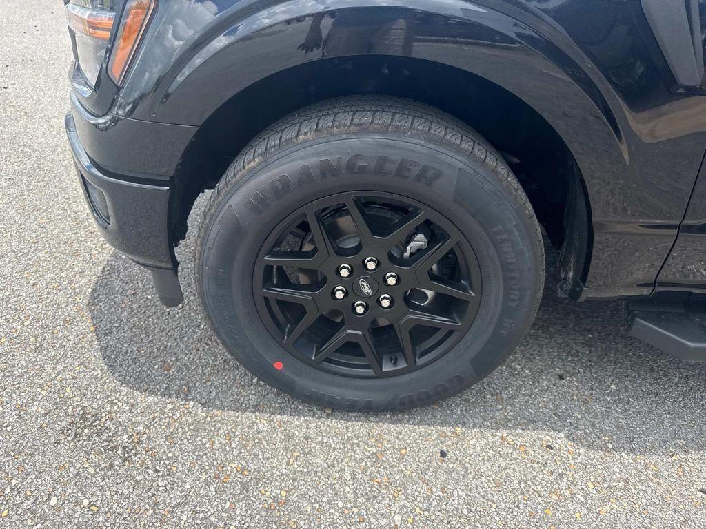 new 2025 Ford F-150 car, priced at $45,806
