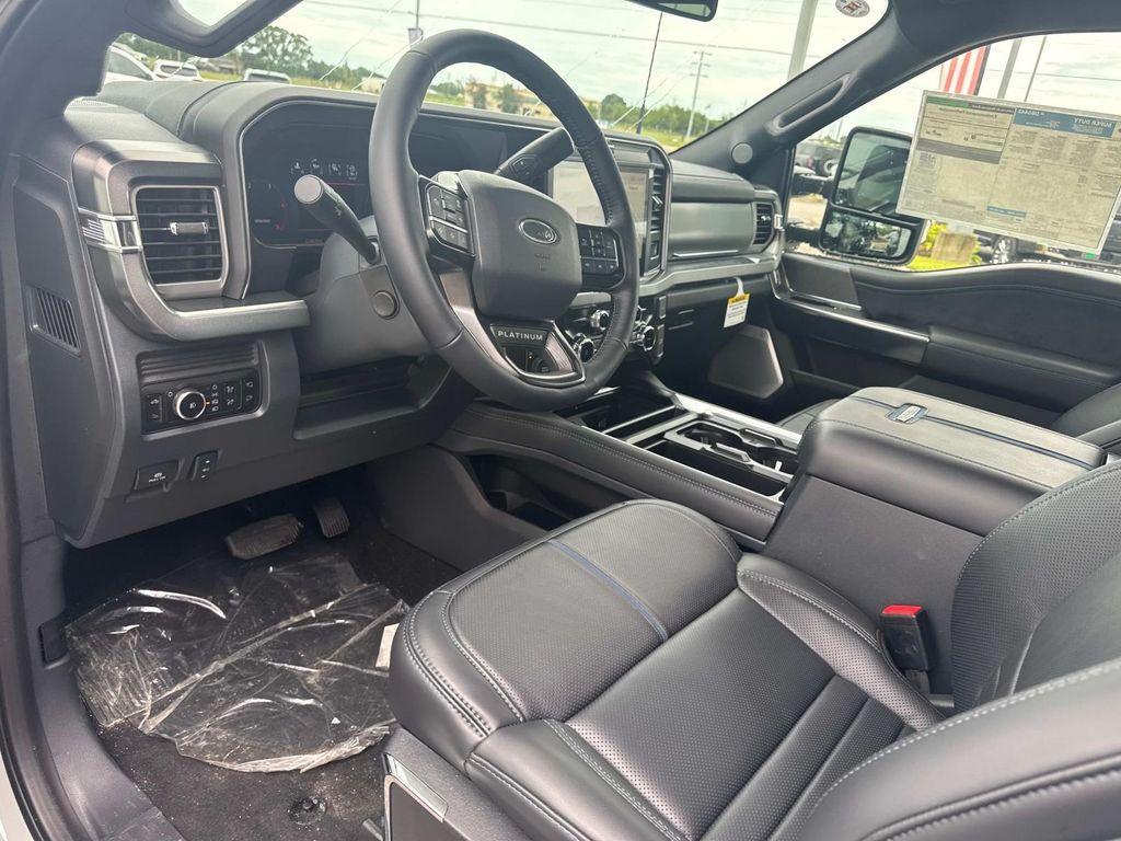 new 2025 Ford F-250 car, priced at $91,330