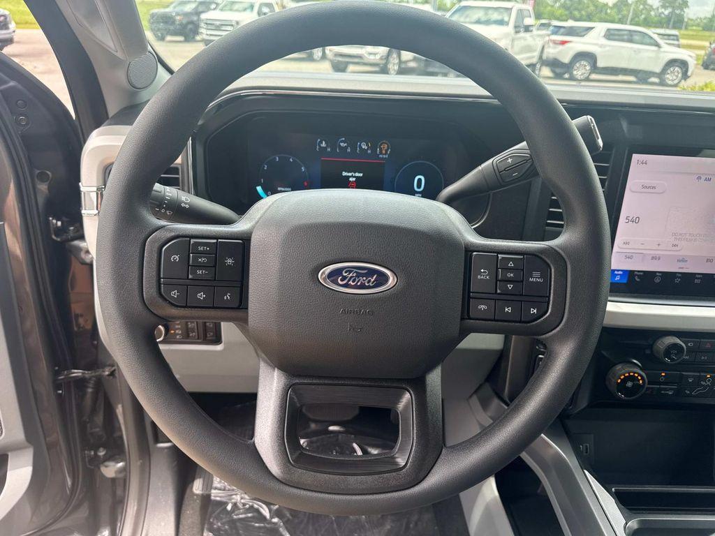 new 2025 Ford F-250 car, priced at $72,825