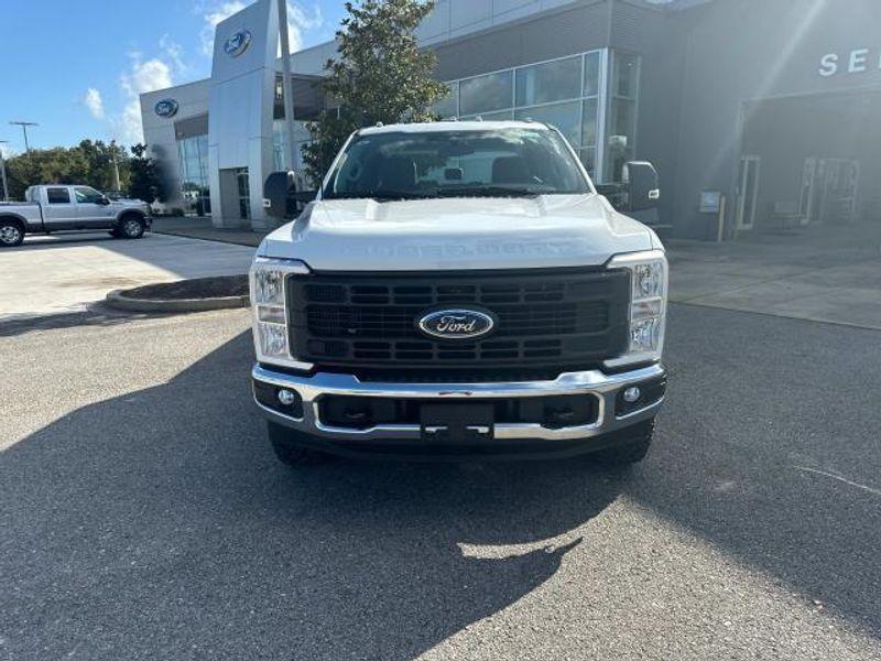 new 2024 Ford F-250 car, priced at $63,370