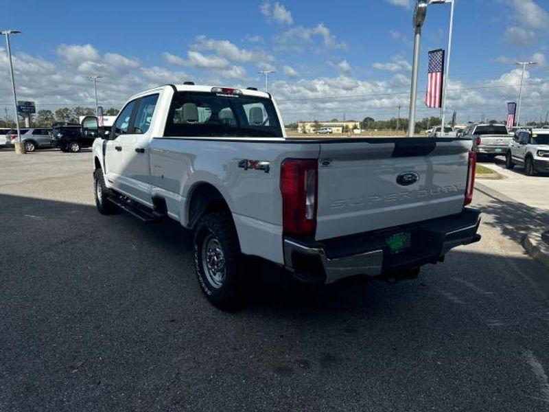 new 2024 Ford F-250 car, priced at $63,370