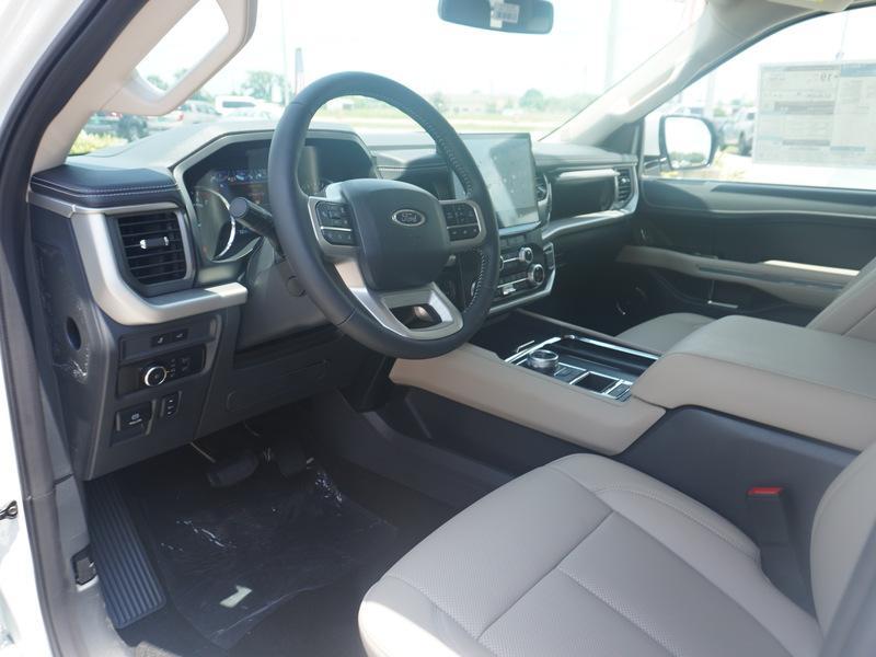 new 2024 Ford Expedition Max car, priced at $71,090