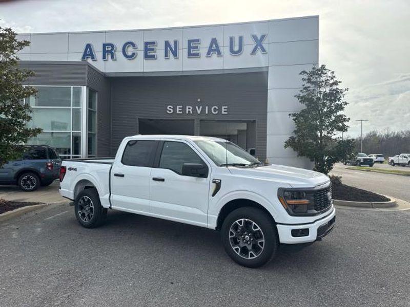 new 2025 Ford F-150 car, priced at $52,130