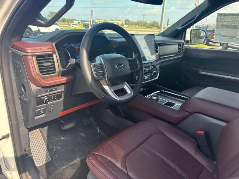 new 2024 Ford Expedition Max car, priced at $70,105