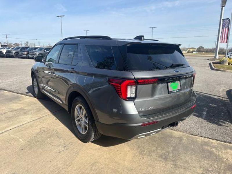 new 2025 Ford Explorer car, priced at $41,810