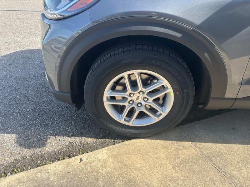 new 2025 Ford Explorer car, priced at $41,810