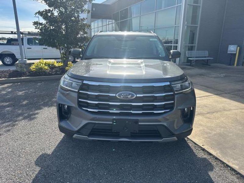 new 2025 Ford Explorer car, priced at $41,810