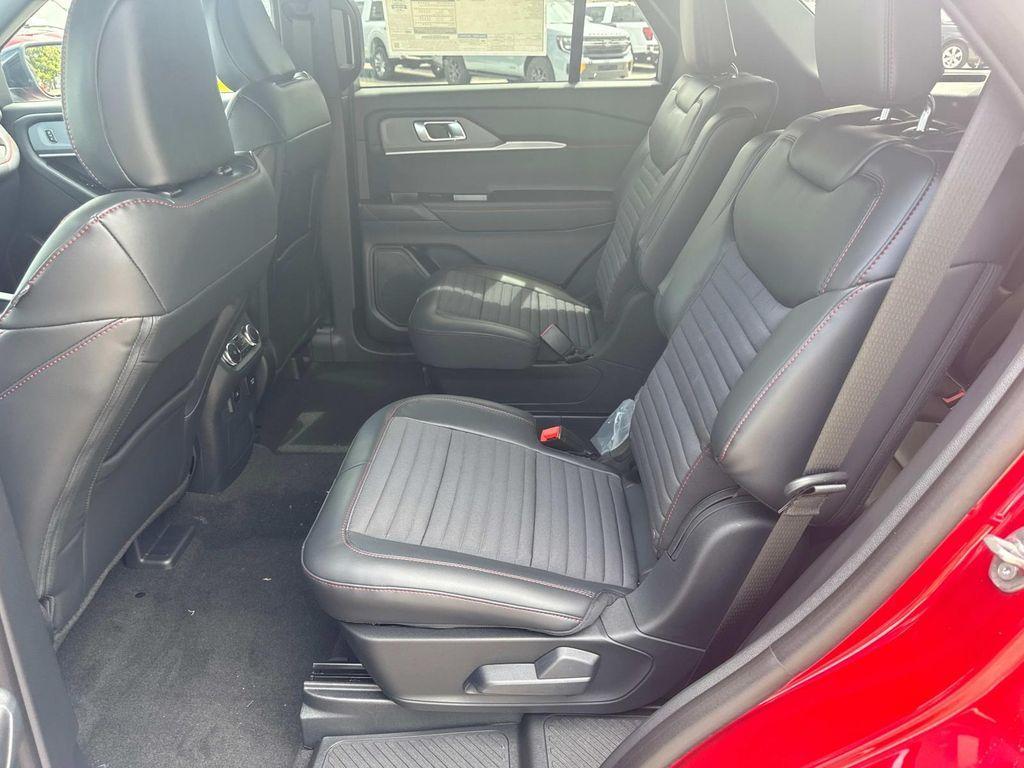 new 2025 Ford Explorer car, priced at $45,921