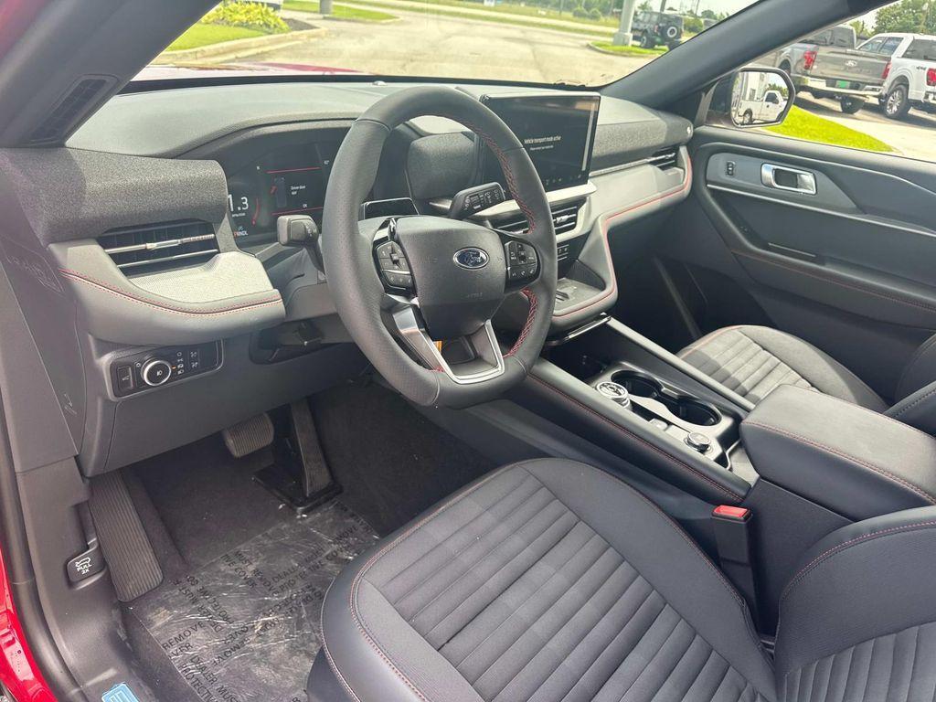 new 2025 Ford Explorer car, priced at $45,921