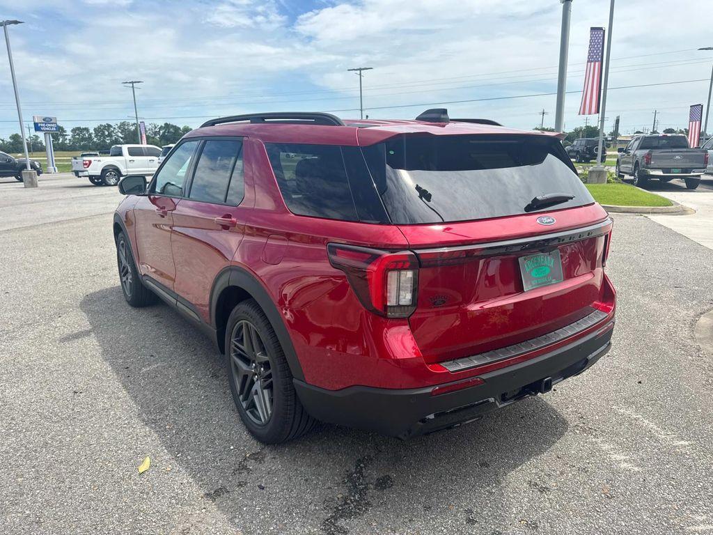 new 2025 Ford Explorer car, priced at $45,921