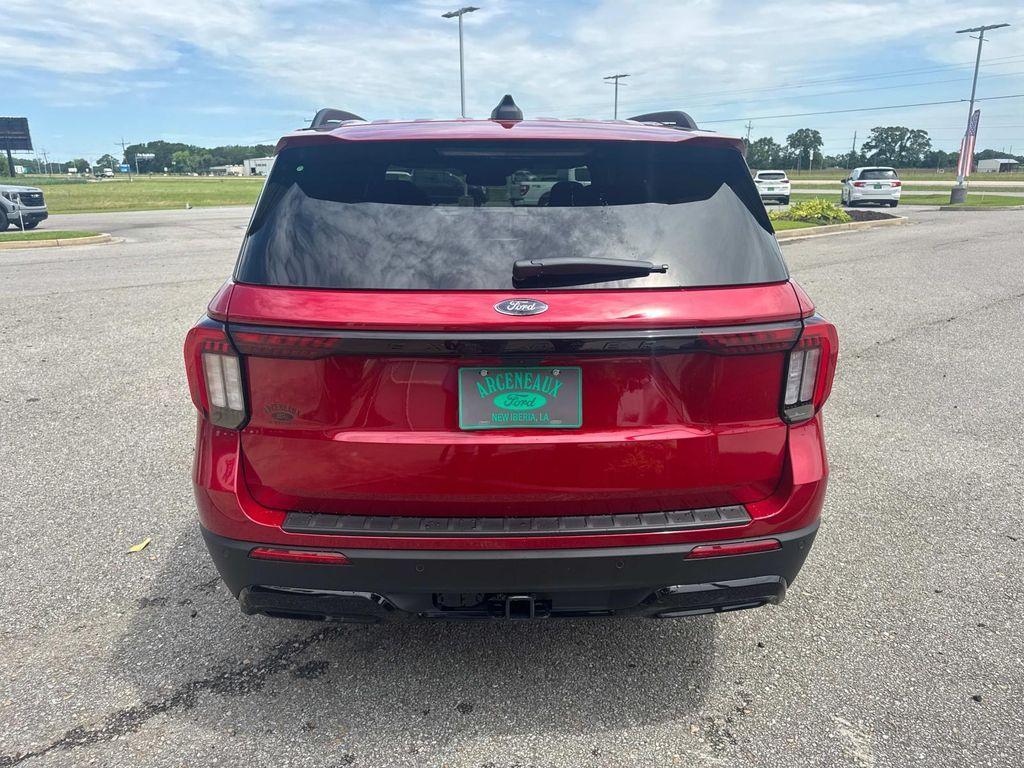 new 2025 Ford Explorer car, priced at $45,921