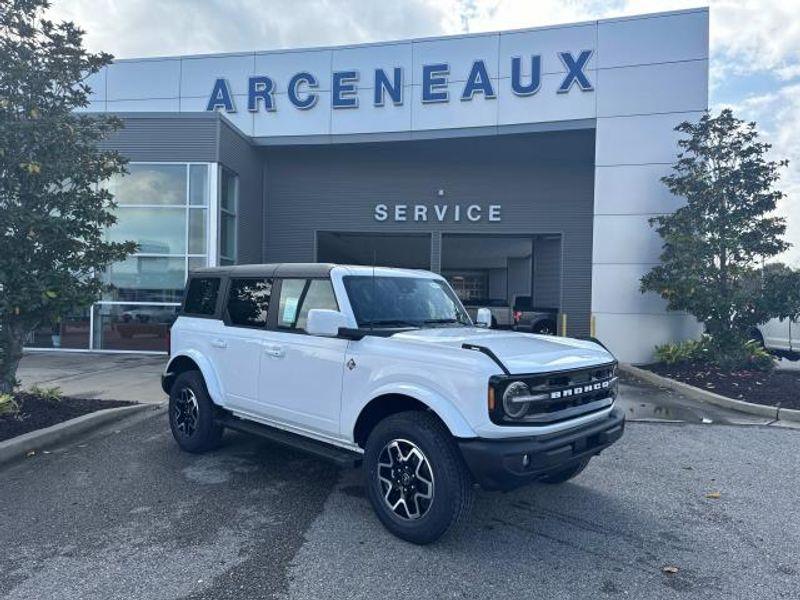 new 2024 Ford Bronco car, priced at $48,115