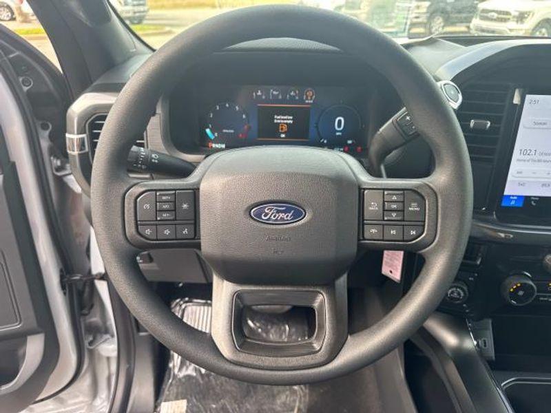 new 2025 Ford F-150 car, priced at $51,009
