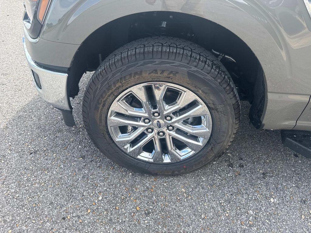 new 2025 Ford F-150 car