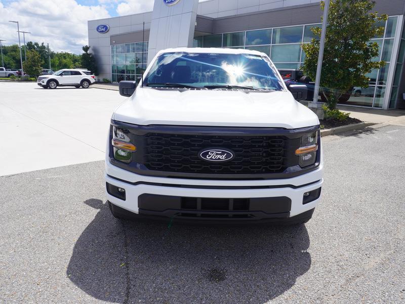 new 2024 Ford F-150 car, priced at $46,330