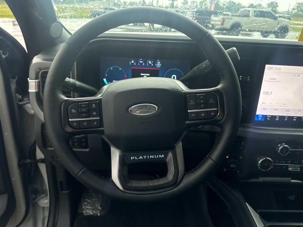 new 2025 Ford F-250 car