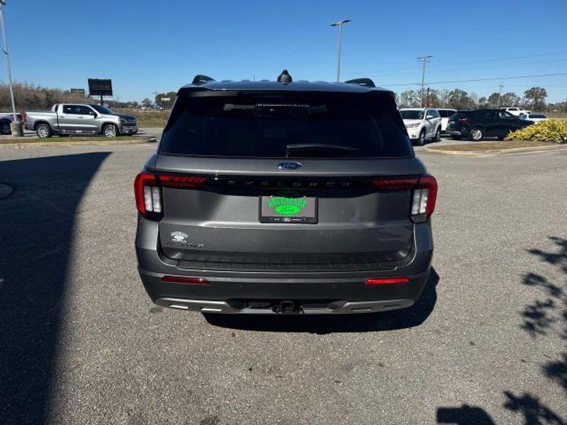 new 2025 Ford Explorer car, priced at $43,970