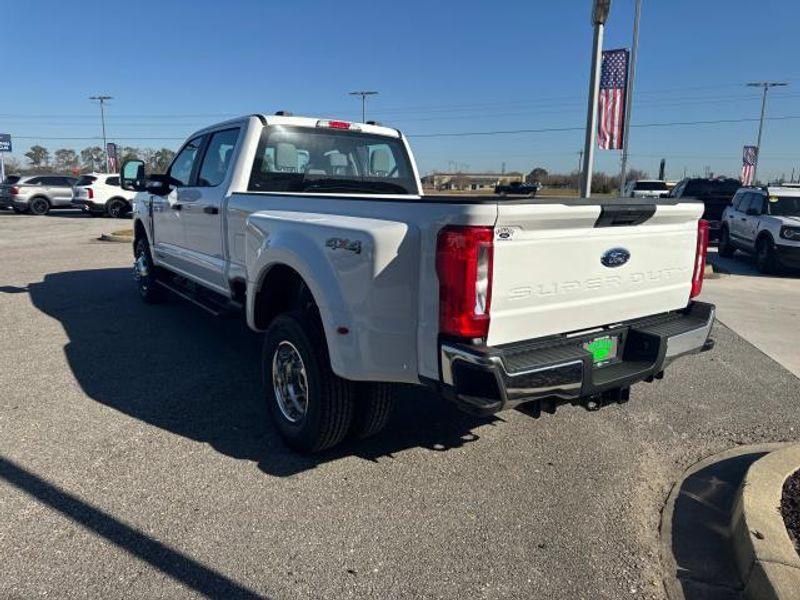 new 2024 Ford F-350 car, priced at $66,185