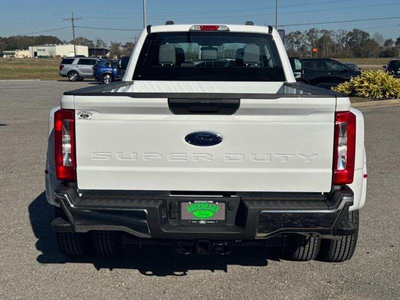 new 2024 Ford F-350 car, priced at $66,185